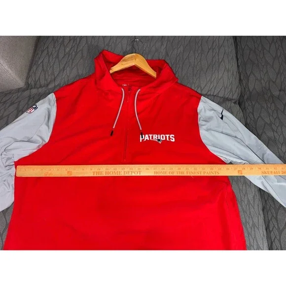 Nike NFL New England Patriots Team Issue PE Sideline 1/2 Zip Hoodie Jacket 2XL